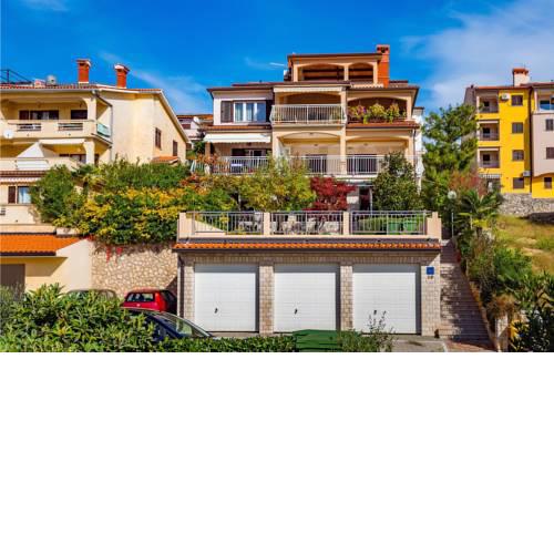 Two-Bedroom Apartment in Rabac