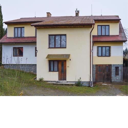 Two-Bedroom Apartment in Sedlec-Prcice