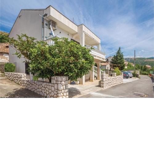 Two-Bedroom Apartment in Senj