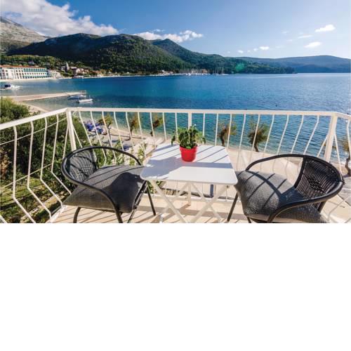 Two-Bedroom Apartment Slano with Sea view 02