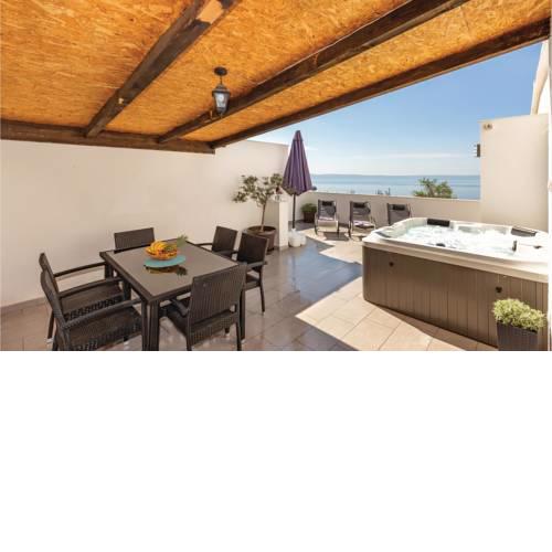 Two-Bedroom Apartment with Sea View in Makarska