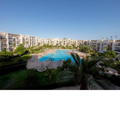 Two Bedroom at Sunny Lakes Resort