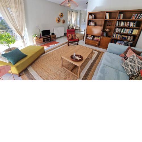 Two bedroom flat near airport