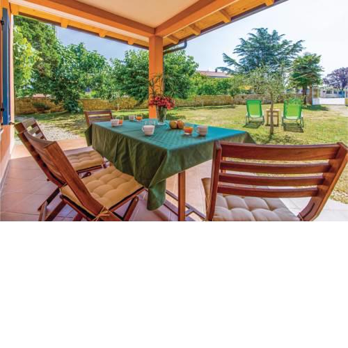 Two-Bedroom Holiday Home in Banjole