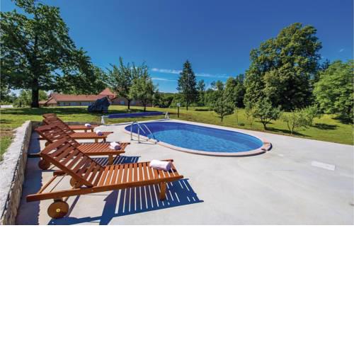 Two-Bedroom Holiday Home in Bosiljevo