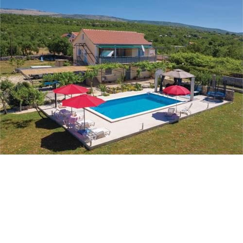 Two-Bedroom Holiday Home in Donje Ogorje