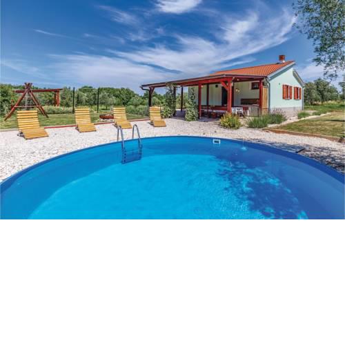 Two-Bedroom Holiday Home in Pula