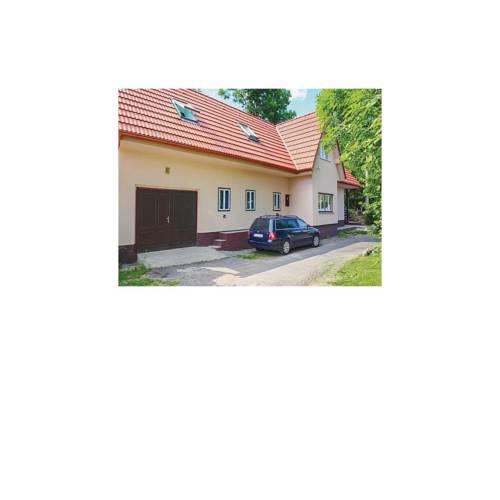 Two-Bedroom Holiday Home in Stiavnicke Bane