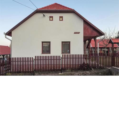Two-Bedroom Holiday Home in Tard