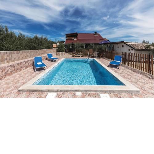 Two-Bedroom Holiday Home in Valtura