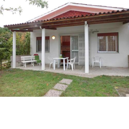 Two-Bedroom villa in a quiet area next to the sea - By Beahost Rentals