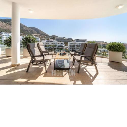 Two Floors Garden Spacious Apartment BBQ
