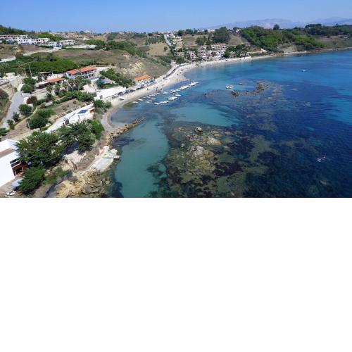 Two room apartment near the beach
