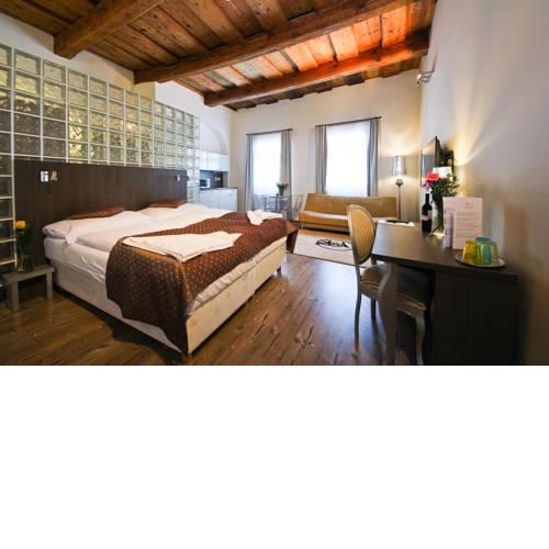 U Tří Hrušek Suites & Apartments