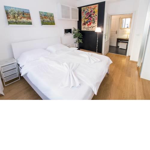 U39 Apartment