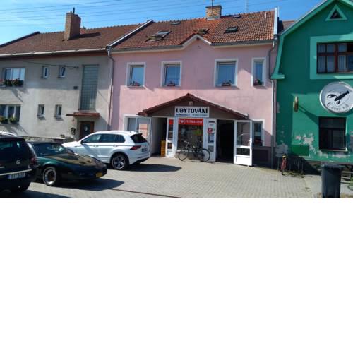Ubytovani Na Mestecku 7
