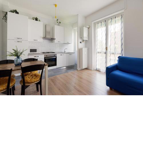 Udine M2 Subway Balcony APT