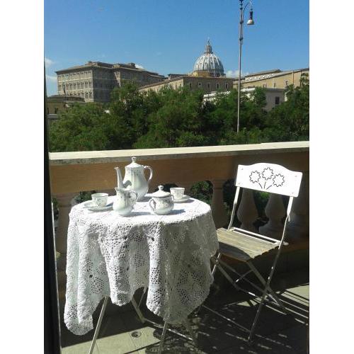 Un Caffè Sul Balcone 1