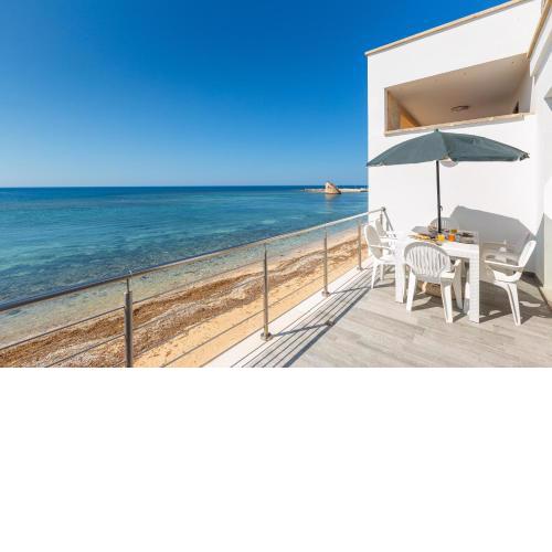 Un sogno sul mare by BarbarHouse
