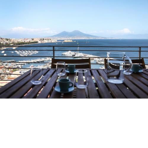 Una terrazza sul Golfo di Napoli by Wonderful Italy