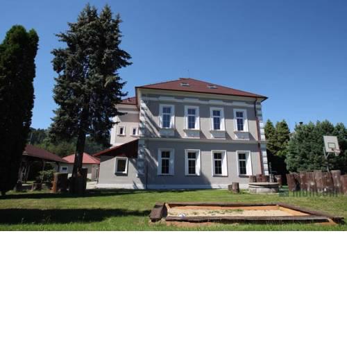 UniqHotel Vojkovice nad Ohři