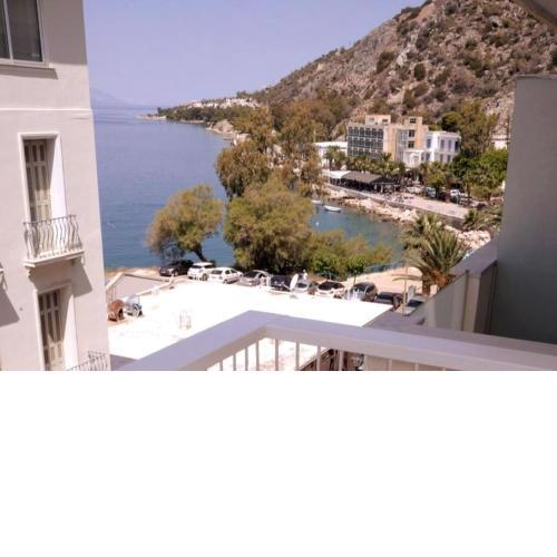 Unique & cozy seaview apartment.