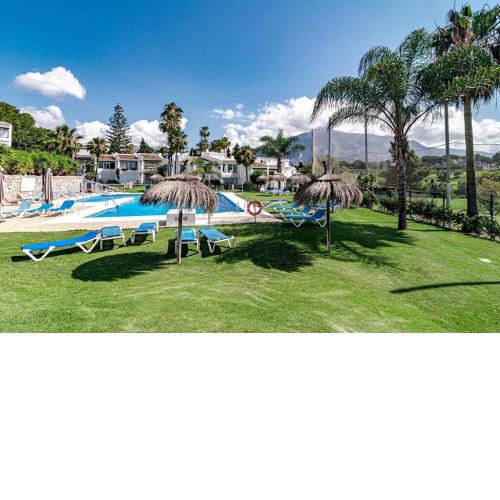 UNIQUE LOCATION flat with panoramic sea view