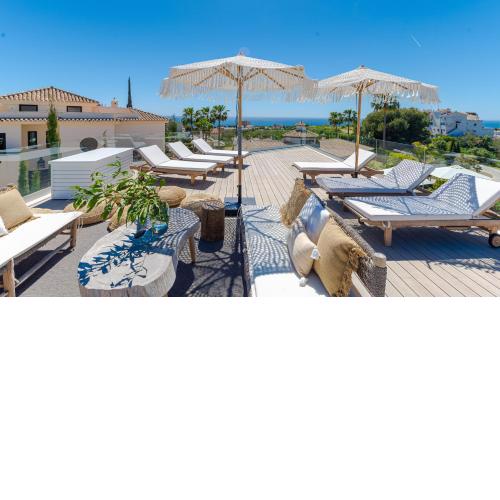 Unique & Luxurious Villa With Heated Pool, Gym & C