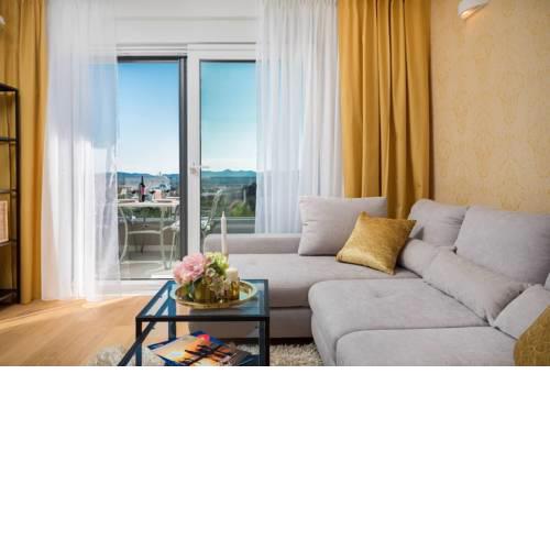 UNIQUE LUXURY APARTMENT MILA WITH SEA VIEW