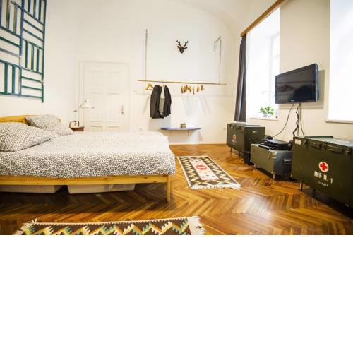 Unique retro flat at Gozsdu Court