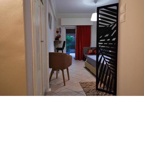 Unique studio at Athens Riviera 1 min from the sea