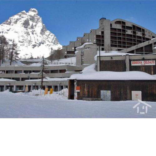 Upinthesky Cervinia