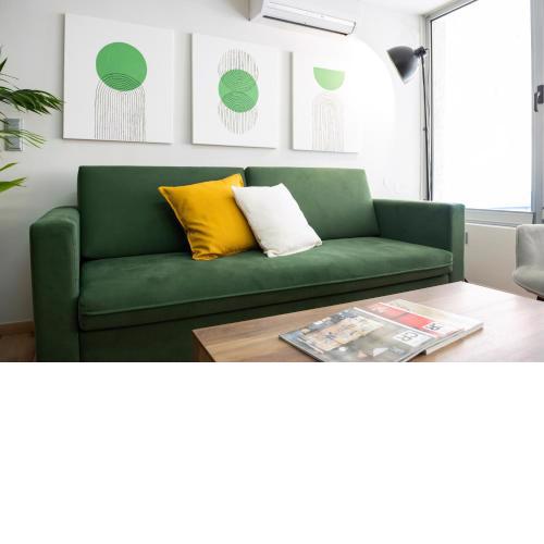 Urban Downtown Suite