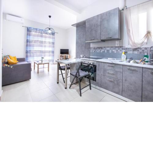 Urban Lifestyle Apartment with SeaView