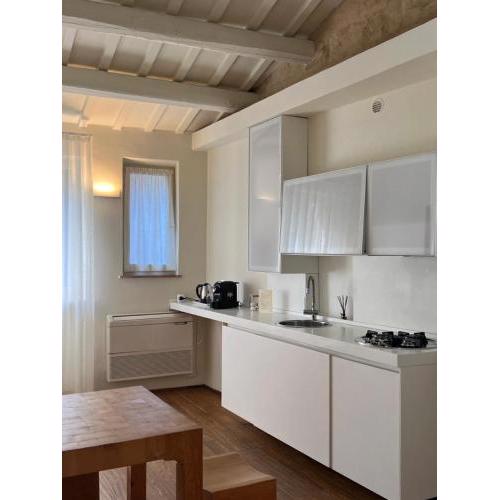 Urbino Apartment - Urban Retreat