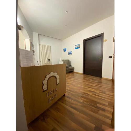 Uria Rooms & Suite B&B