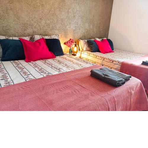 Urquinaona Rooms