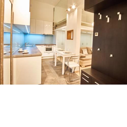 V27 Apartment | hostAID