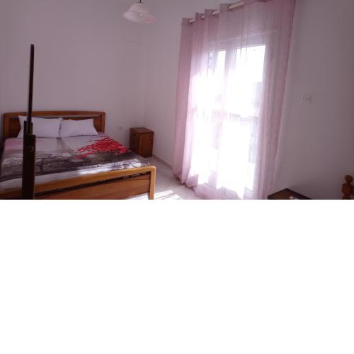 Vacation house in Stroggili