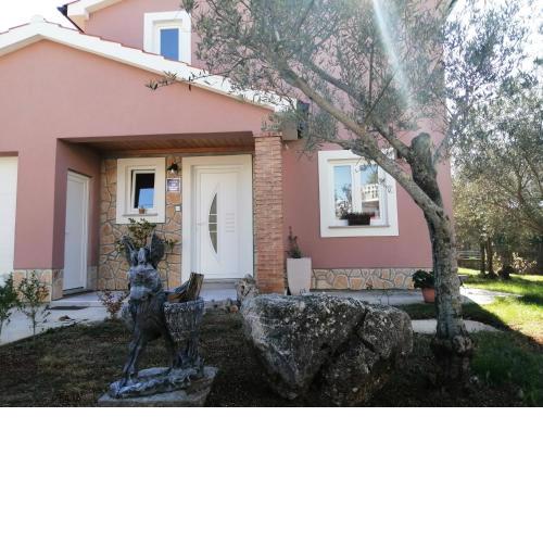 Vacation house Ulika