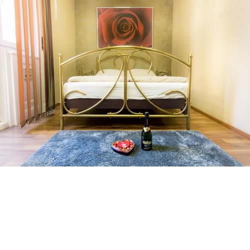 Váci Street Gold Holiday Apartment
