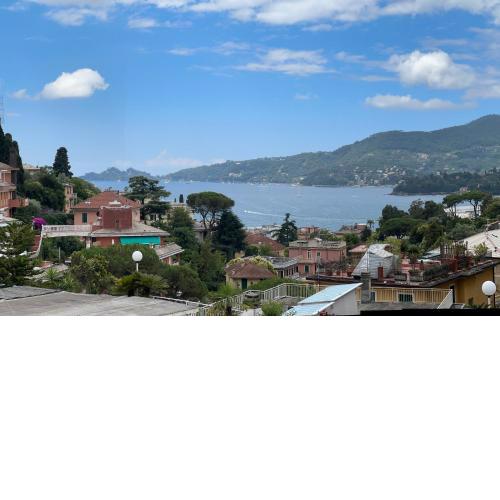 VAL DI SOLE 19-III piano- VISTA MARE- VISTA COLLINA-WIFI 100MG-ARIA CONDIZIONATA IN TUTTE LE STANZE -POSTO AUTO INCLUSO -L'APPARTAMENTO E' STATO COMPLETAMENTE RINNOVATO NEL 2023