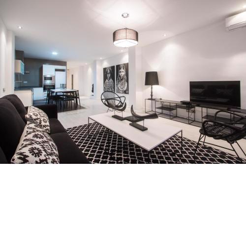 Valencia Luxury - Boutique Center