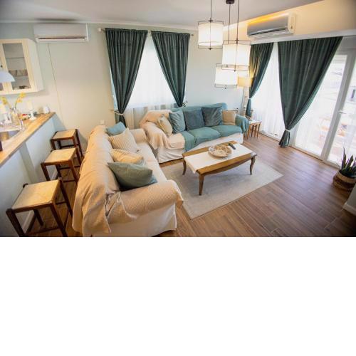 Valentini's Uptown Flat