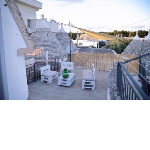 VALLE D'ITRIA Trullo Sovrano sul Monte
