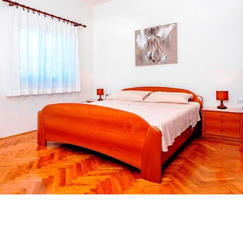 VALMARE Apartment