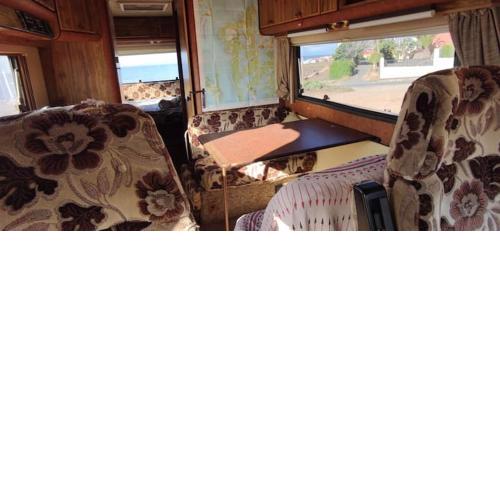 Van with 3 double bed, nice and quite place, to 500m beatufill beach