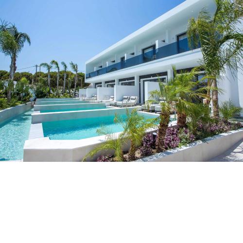 Vanik Suites