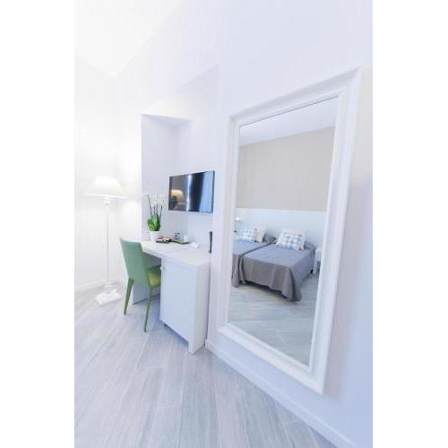 Vantaggio Suites