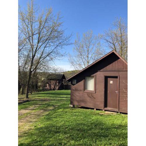 VÁR-CAMPING